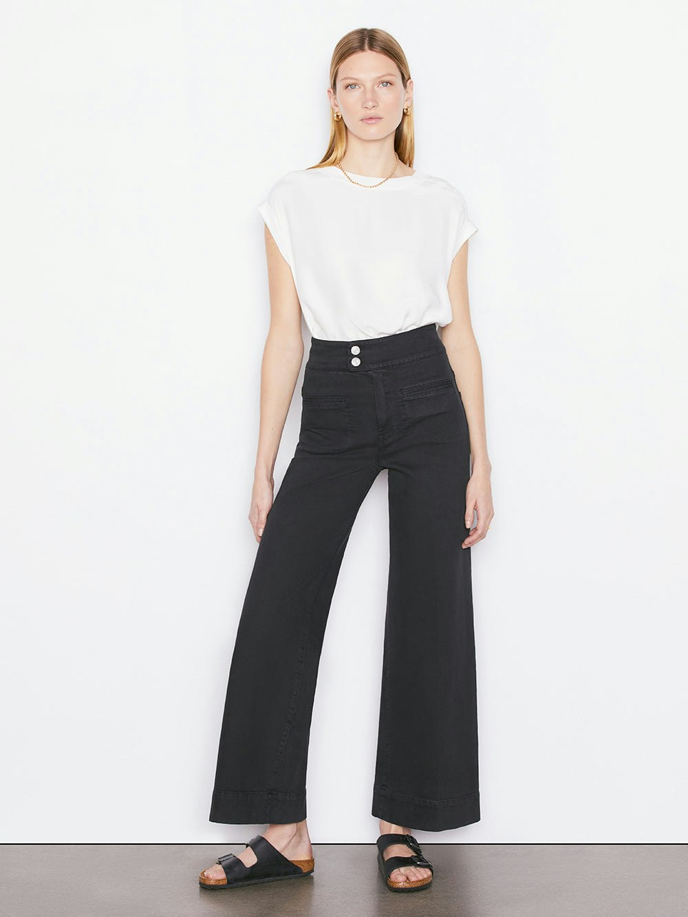 jeans full body view alt:hover